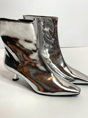 SIMON MILLER Chrome Ankle Bootie Womens Size 37 EU / 7 US NWT $425 MSRP